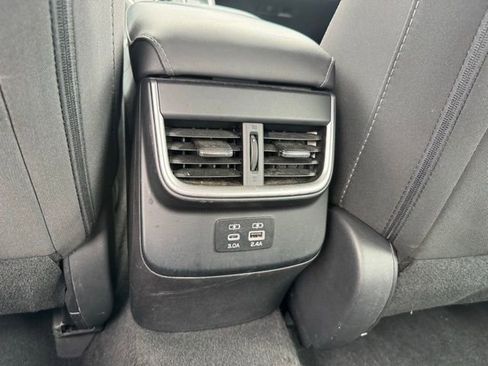 Used 2023 Subaru Legacy Premium image 7