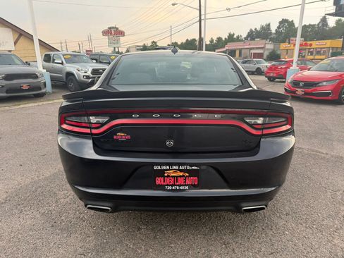 Used 2017 Dodge Charger R/T w/ Blacktop Package RWD image 7