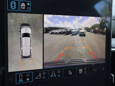 New 2026 GMC Yukon XL Denali w/ Denali Reserve Package image 14