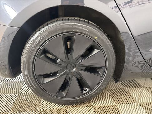 Used 2024 Tesla Model 3 Standard Range RWD image 25