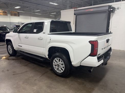 New 2026 Toyota Tacoma SR5 image 5