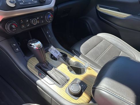 Used 2019 GMC Acadia Denali w/ LPO, Floor Liner Package FWD image 38