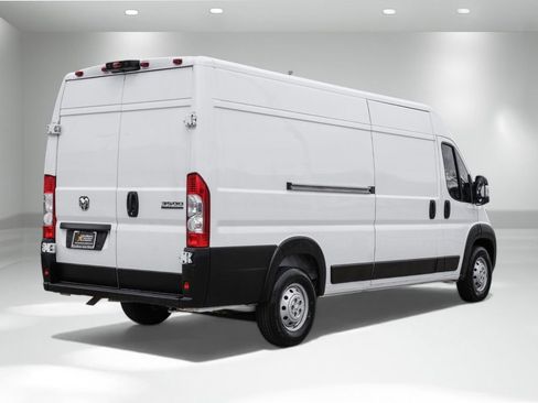 Used 2023 RAM ProMaster 3500 w/ Driver Convenience Group FWD image 6