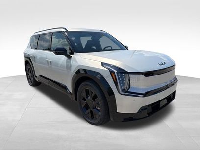 New 2026 Kia EV9 Land w/ Nightfall Edition Package