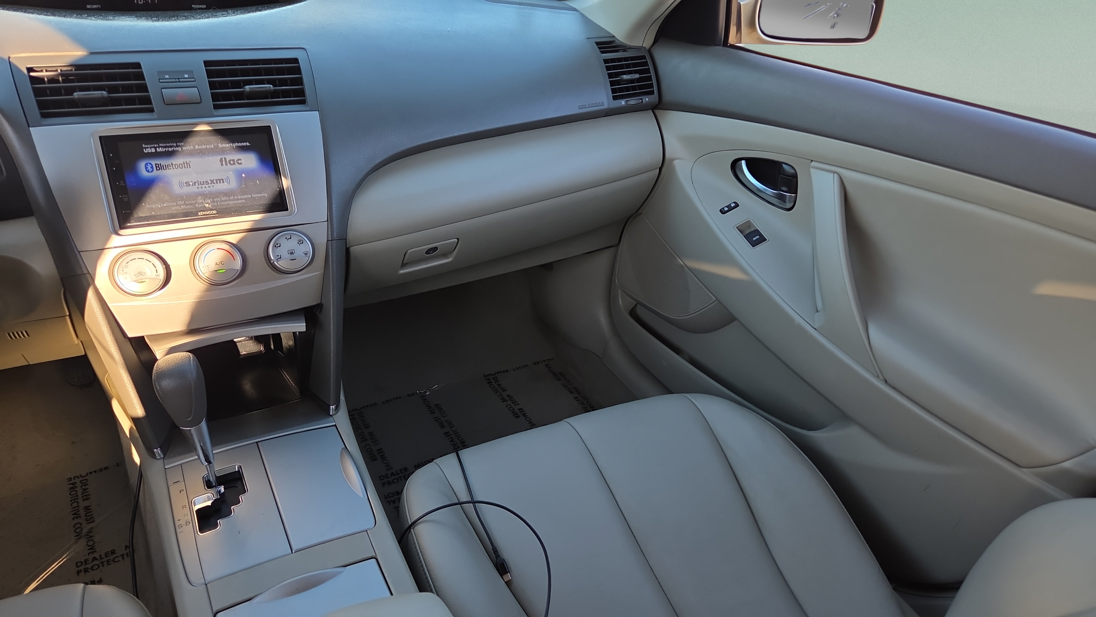 Used 2011 Toyota Camry LE w/ LE Extra-Value Pkg FWD image 14
