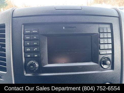 Used 2014 Freightliner Sprinter 2500 image 20