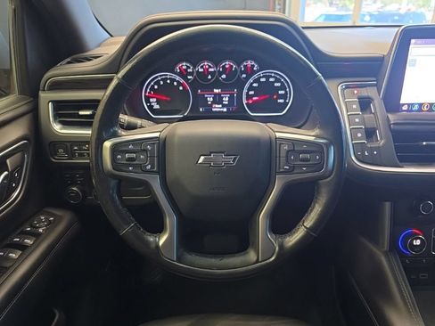 Used 2021 Chevrolet Tahoe Z71 w/ Luxury Package AWD/4WD image 23