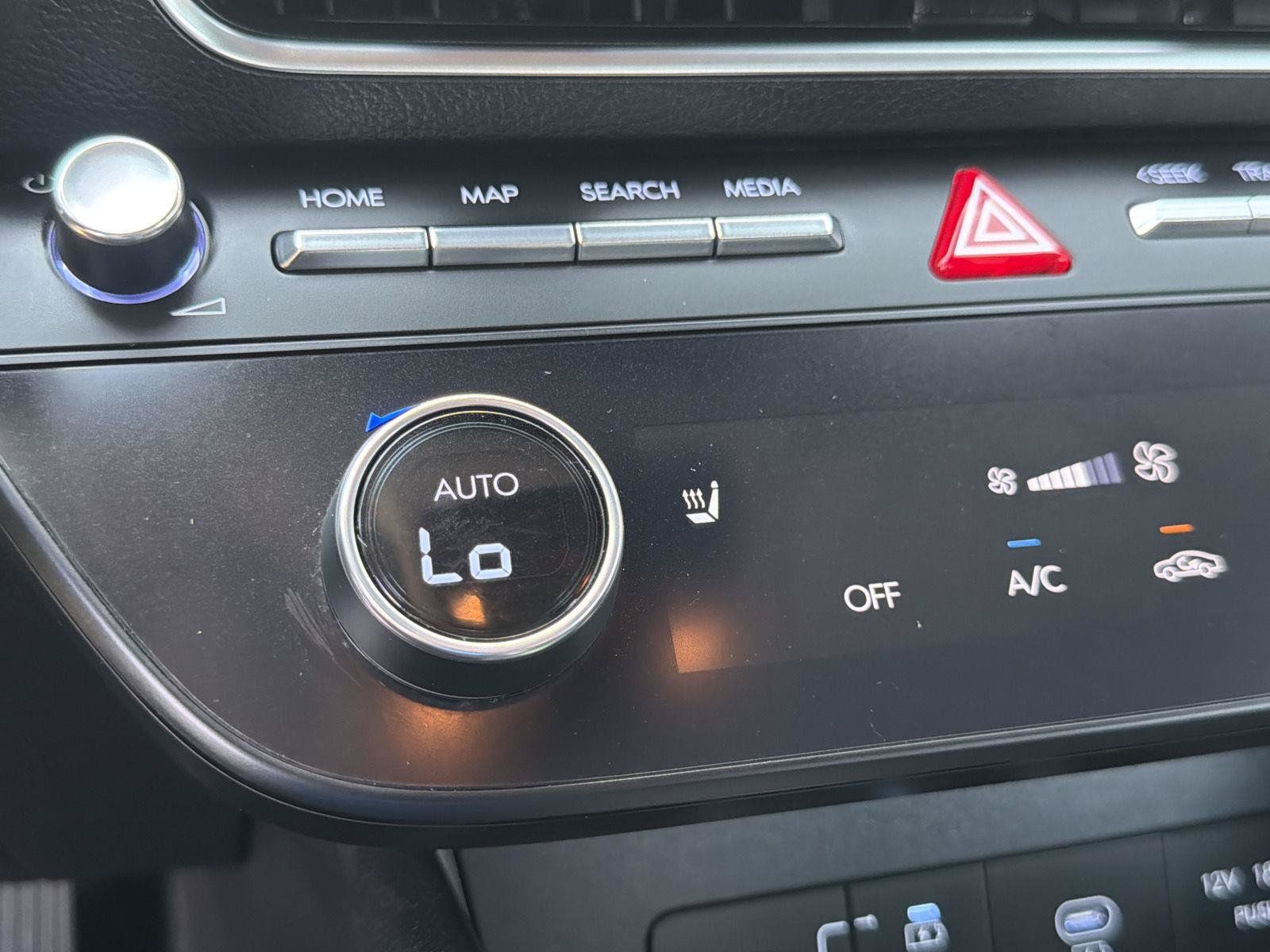 Used 2025 Hyundai Sonata SEL FWD image 27