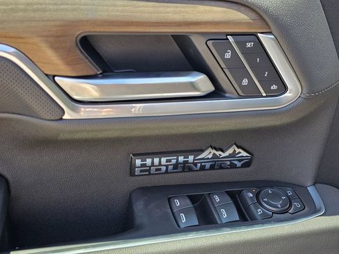 New 2026 Chevrolet Silverado 1500 High Country w/ Technology Package AWD/4WD image 23