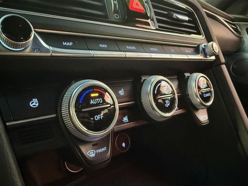 Used 2023 Genesis G70 2.0T w/ Sport Prestige Package image 17