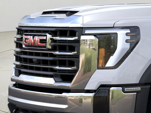 New 2026 GMC Sierra 2500 SLT w/ SLT Convenience Package AWD/4WD image 13