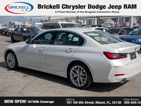 Used 2025 BMW 330i Sedan image 7