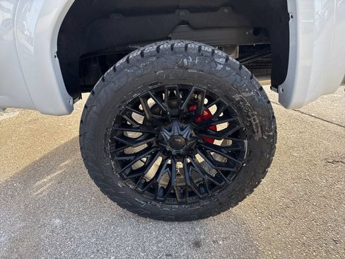 New 2026 GMC Sierra 1500 AT4 w/ Technology Package AWD/4WD image 13