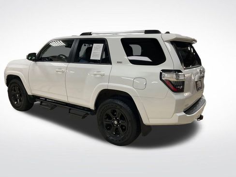 Certified 2021 Toyota 4Runner SR5 Premium w/ Moonroof Package AWD/4WD image 3