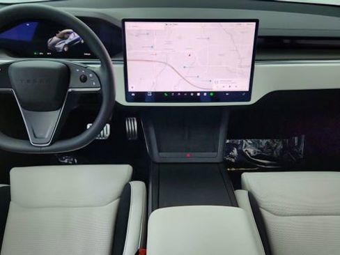Used 2025 Tesla Model S Plaid image 33