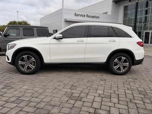 Used 2019 Mercedes-Benz GLC 300 4MATIC image 11