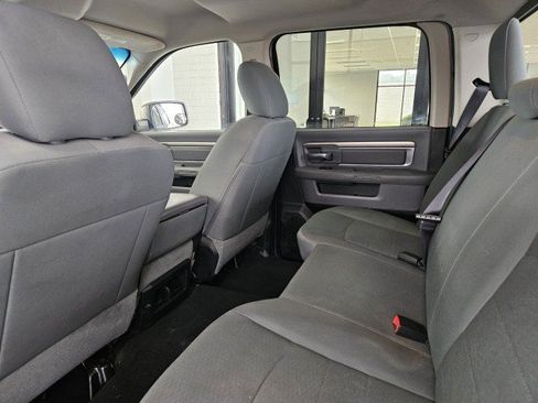 Used 2015 RAM 1500 Classic SLT AWD/4WD image 9