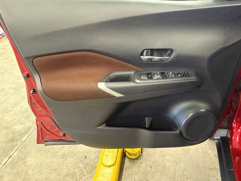 Used 2023 Nissan Kicks SR image 26