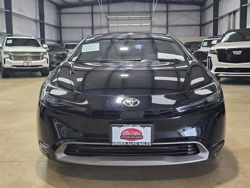 Used 2024 Toyota Prius Limited w/ Limited Premium Package FWD image 2
