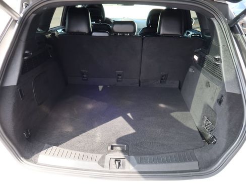 Used 2019 Lincoln MKC Premiere image 11