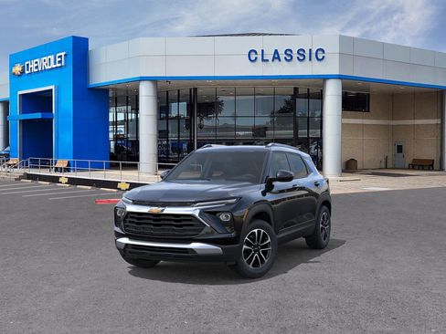 New 2026 Chevrolet TrailBlazer LT w/ Driver Confidence Package image 8