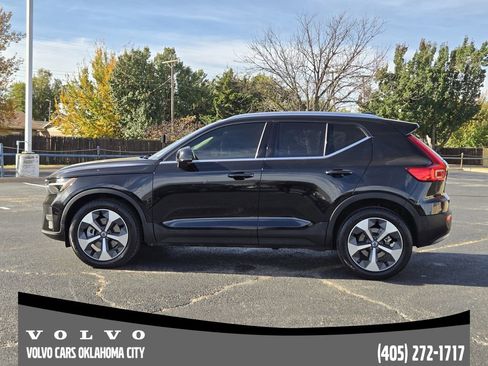Certified 2024 Volvo XC40 B5 Core w/ Protection Package Premier image 3