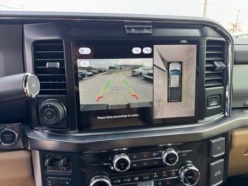 New 2025 Ford F350 Lariat w/ Lariat Ultimate Package image 34