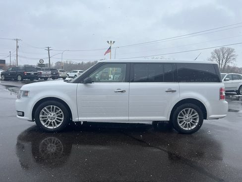 Used 2019 Ford Flex SEL image 15