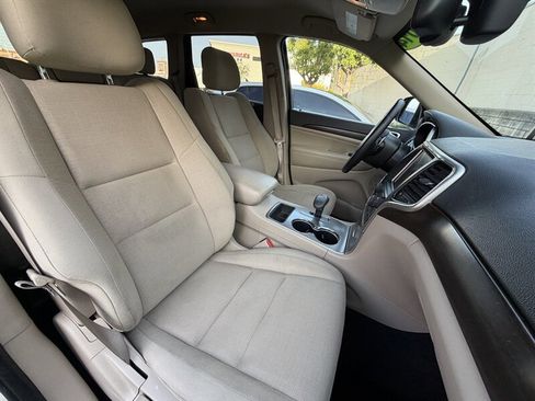 Used 2014 Jeep Grand Cherokee Laredo w/ Quick Order Package 23E RWD image 50