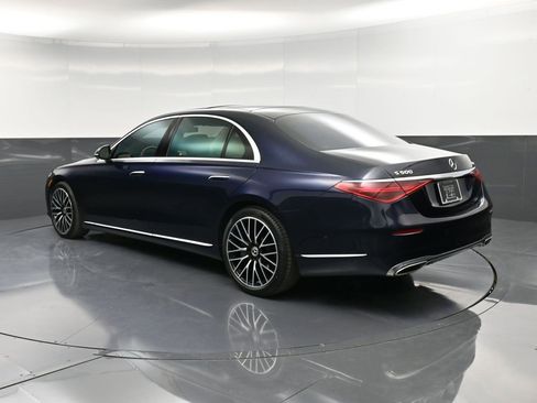 Used 2022 Mercedes-Benz S 500 4MATIC image 3