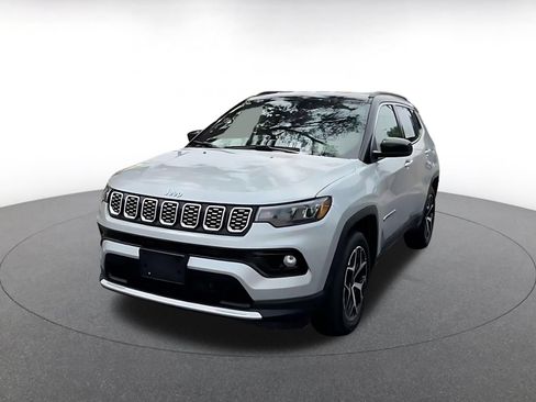 Used 2025 Jeep Compass Limited AWD/4WD image 7