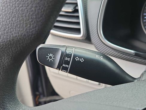 Used 2019 Hyundai Tucson Value w/ Cargo Package image 26