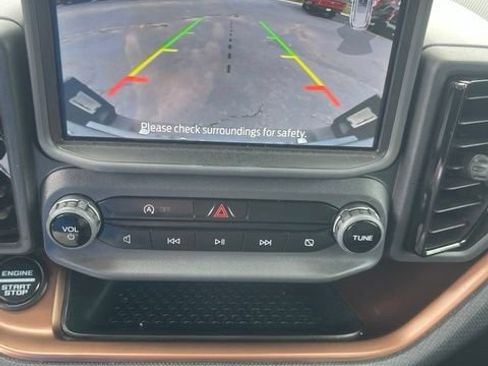 Used 2023 Ford Bronco Sport Outer Banks w/ Tech Package AWD/4WD image 13