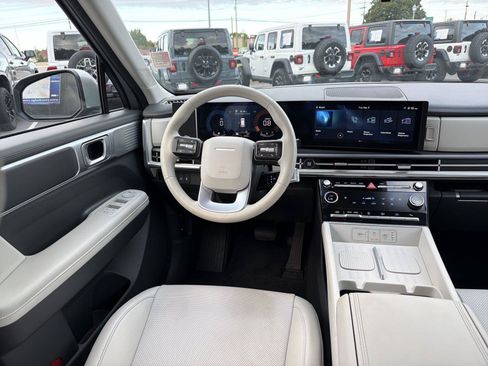 Used 2026 Hyundai Santa Fe SEL FWD image 22