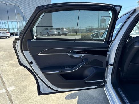 New 2025 Audi A8 L 3.0T image 21