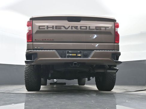 Used 2019 Chevrolet Silverado 1500 Custom w/ Custom Value Package RWD image 29