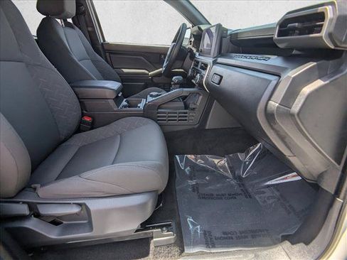 Used 2024 Toyota Tacoma SR w/ SR Upgrade Package AWD/4WD image 20
