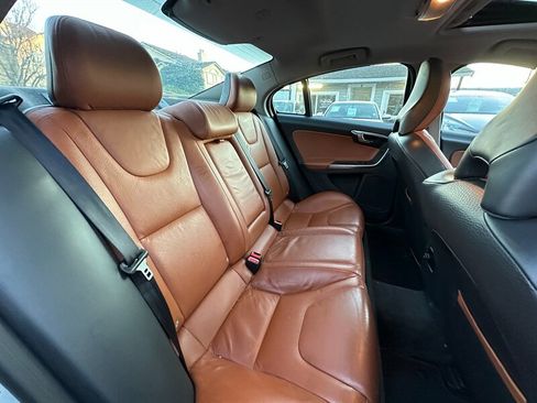 Used 2011 Volvo S60 T6 image 23