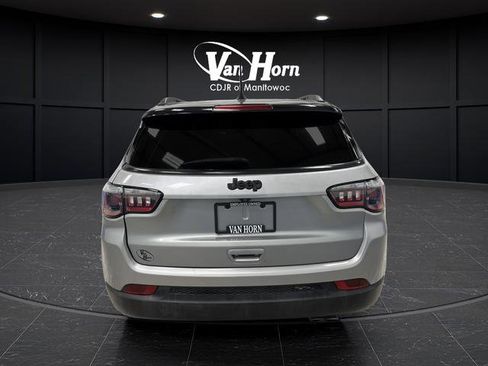 Used 2021 Jeep Compass Altitude image 11