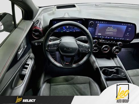 Used 2024 Chevrolet Blazer EV RS AWD/4WD image 25