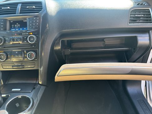 Used 2017 Ford Explorer 4WD image 20