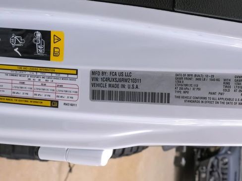 Used 2024 Jeep Wrangler Unlimited Rubicon 392 image 93