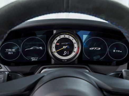 Used 2022 Porsche 911 GT3 image 14