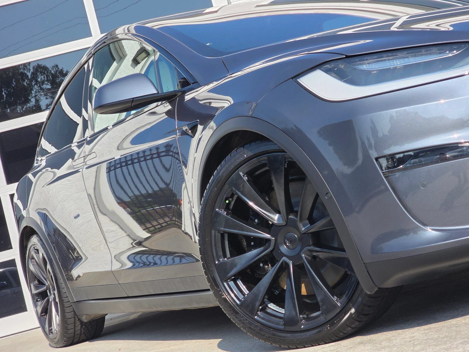 Used 2022 Tesla Model X Plaid AWD/4WD image 12