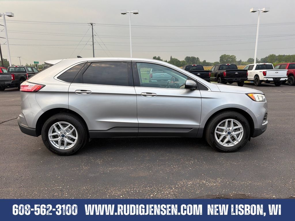 Used 2022 Ford Edge SEL AWD/4WD image 6