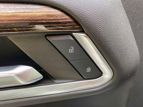 Used 2023 GMC Sierra 1500 Elevation image 14