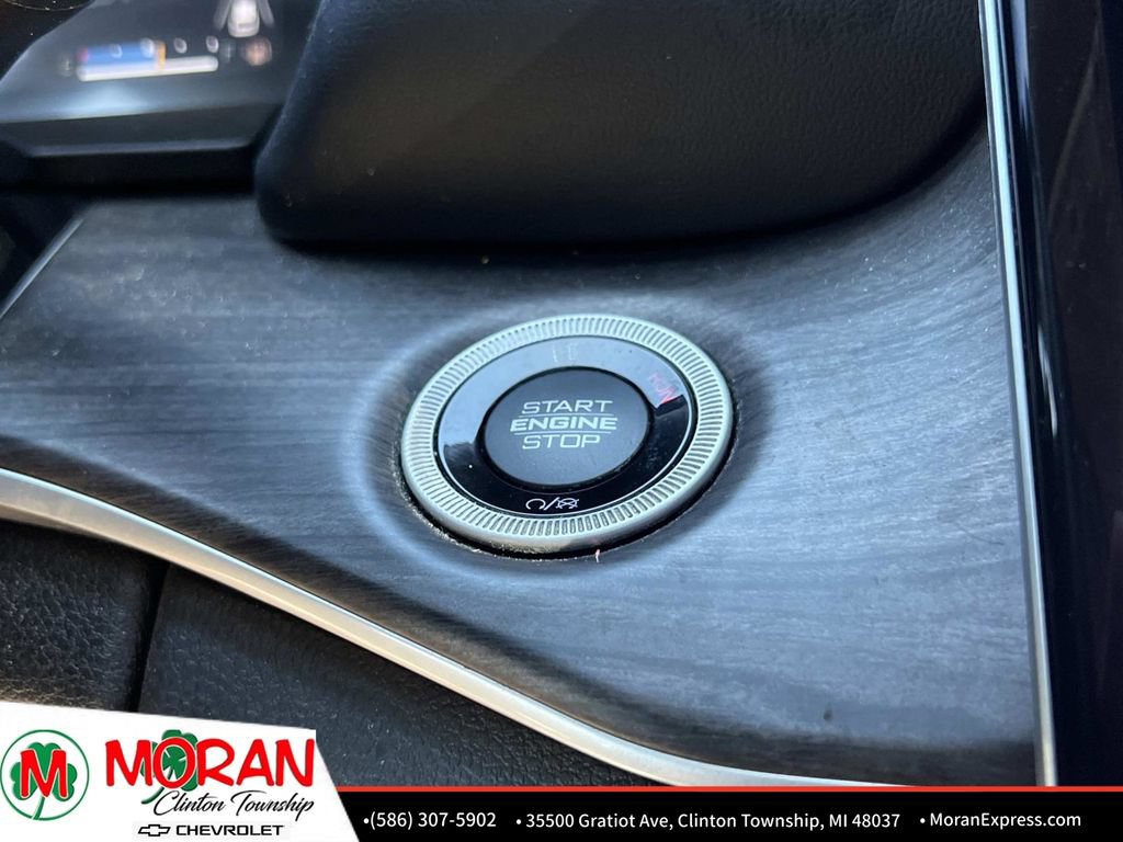 Used 2023 Jeep Grand Cherokee Limited AWD/4WD image 25