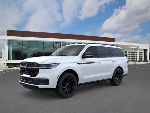 New 2025 Lincoln Navigator Reserve w/ Jet Appearance Package AWD/4WD image 1