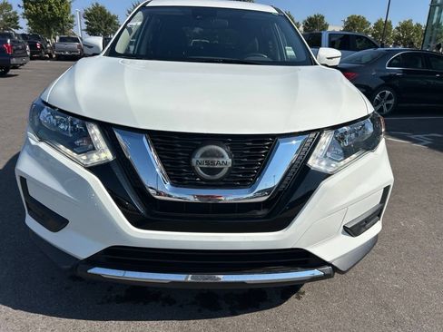 Used 2020 Nissan Rogue SV FWD image 15