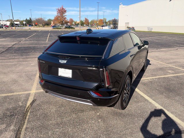 Used 2026 Cadillac Optiq Sport 2 w/ LPO, Floor Liner Package AWD/4WD image 6